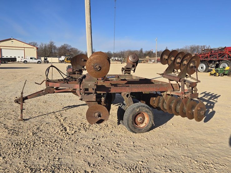 international-470-image-3