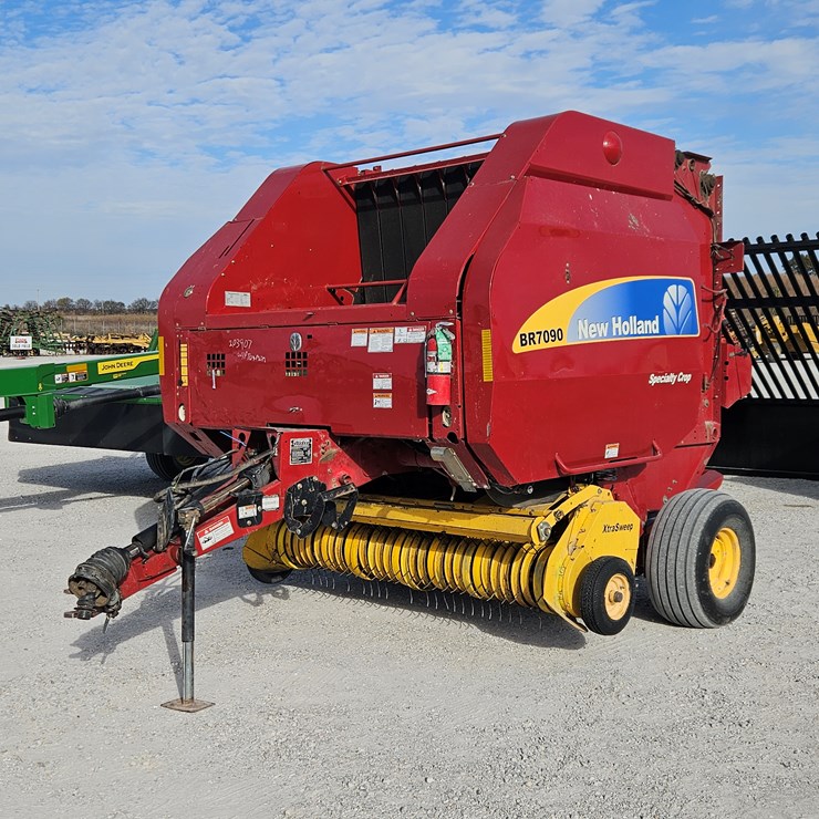 2012 NEW HOLLAND BR7090
