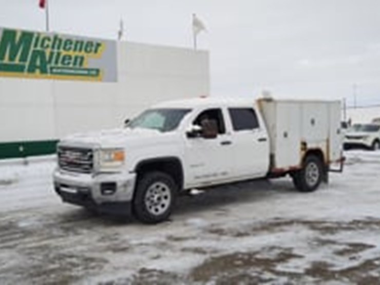 2018-gmc-sierra-3500hd-image-4