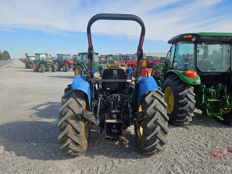 2011-new-holland-workmaster-55-image-13