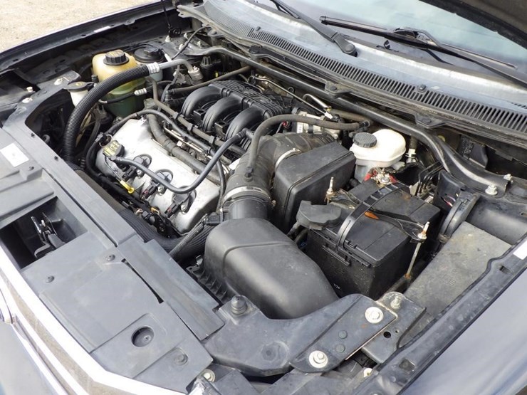 2011-ford-flex-image-10