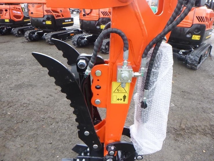 2025-tpm-18k-hydraulic-excavator-image-12