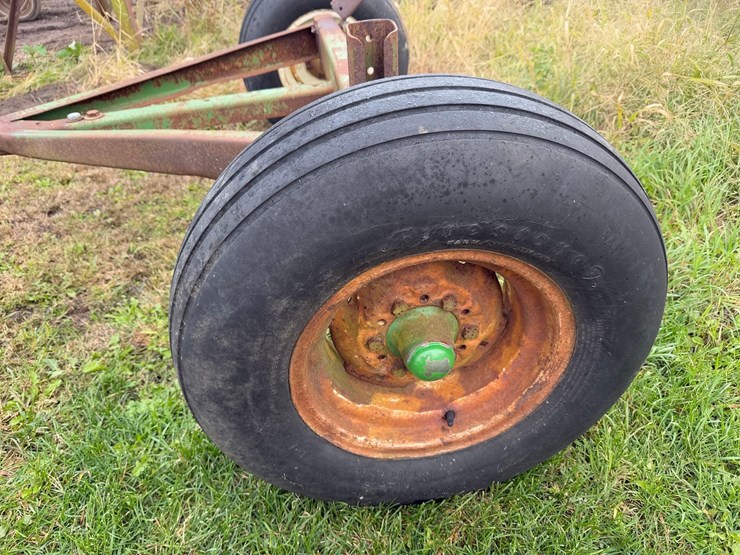 john-deere-1065-image-4