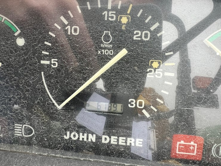 2002-john-deere-5320-image-14