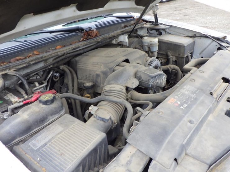 2014-chevrolet-tahoe-image-11