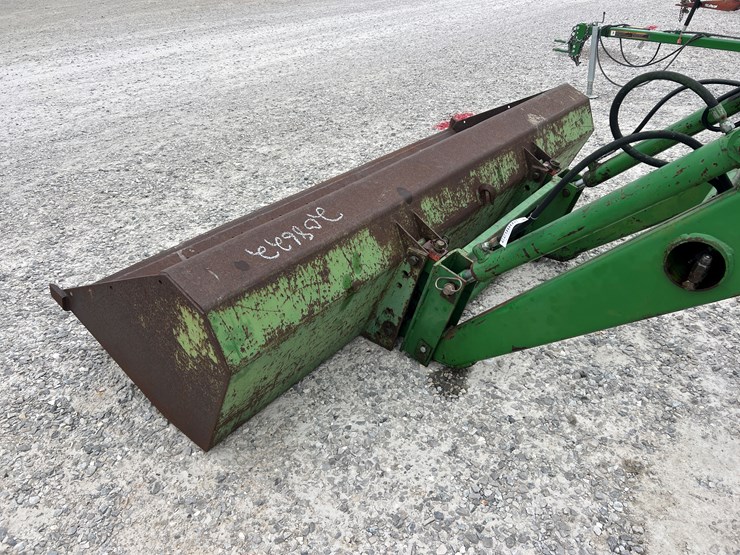 john-deere-158-image-3