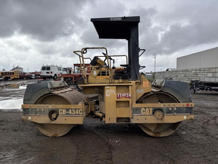 caterpillar-cb-434c-image-5