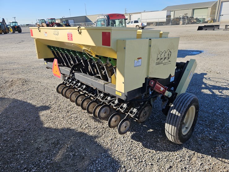 truax-flxii-812-image-11