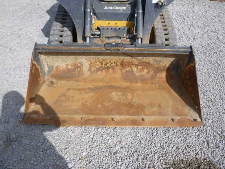 23-deere-325g-image-16