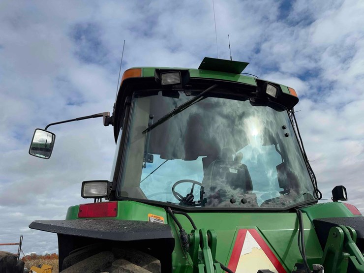 1995-john-deere-8100-image-22