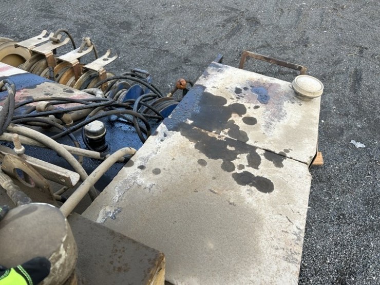 maxey-16'-x-image-15