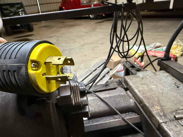 miles-leblond-lathe-image-14