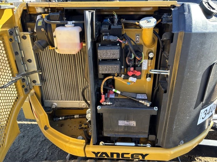 2021-caterpillar-302.7cr-image-43