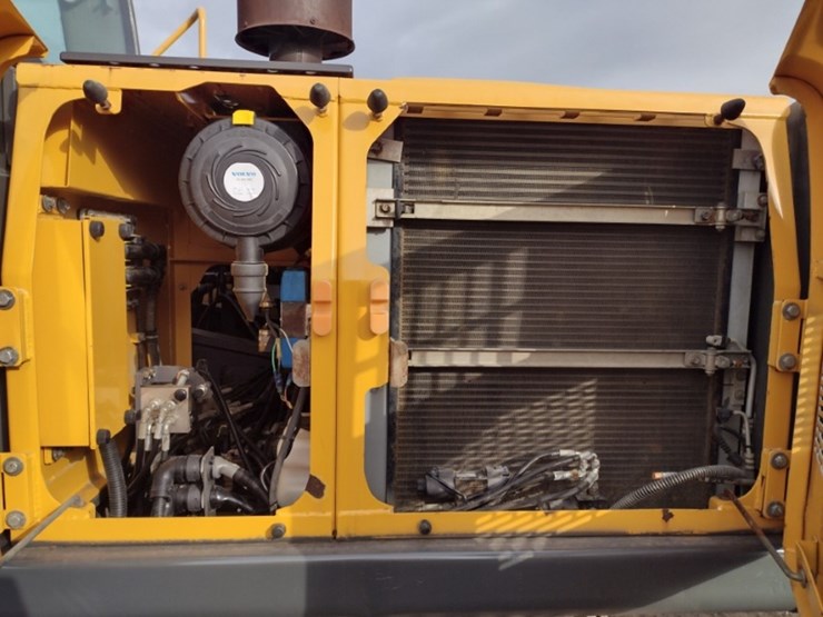 volvo-ec160c-image-44