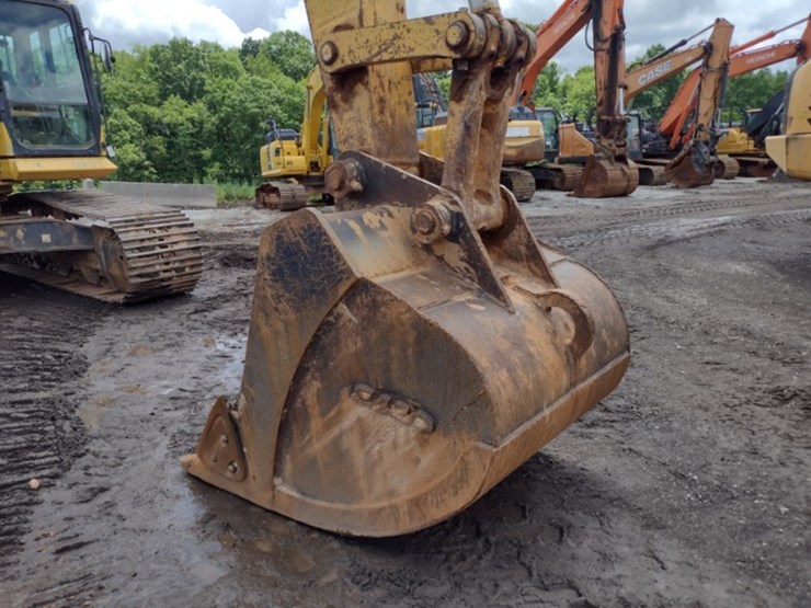 komatsu-pc290-lc-11-image-19