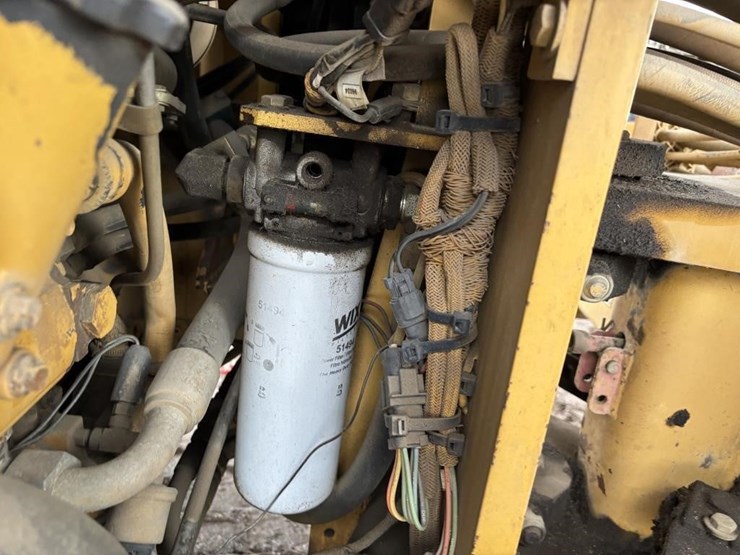 caterpillar-cb-434c-image-38