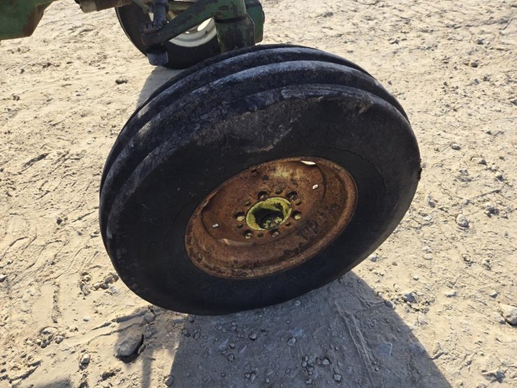 john-deere-2010-image-17