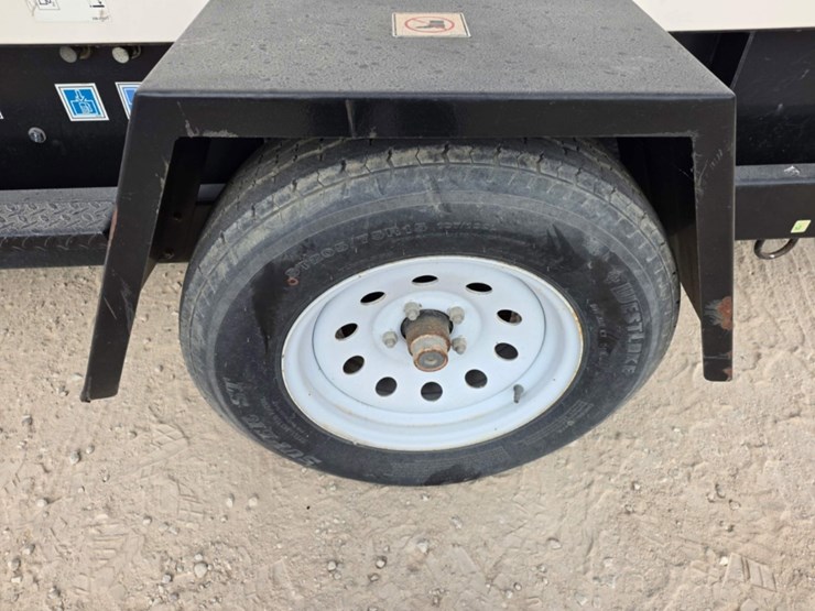 2019-caterpillar-xq60-image-7