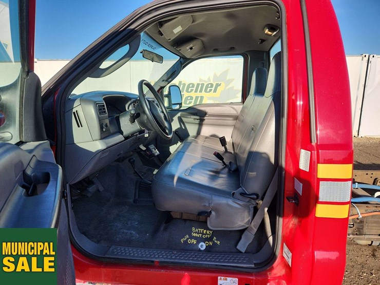 2004-ford-f450-image-16