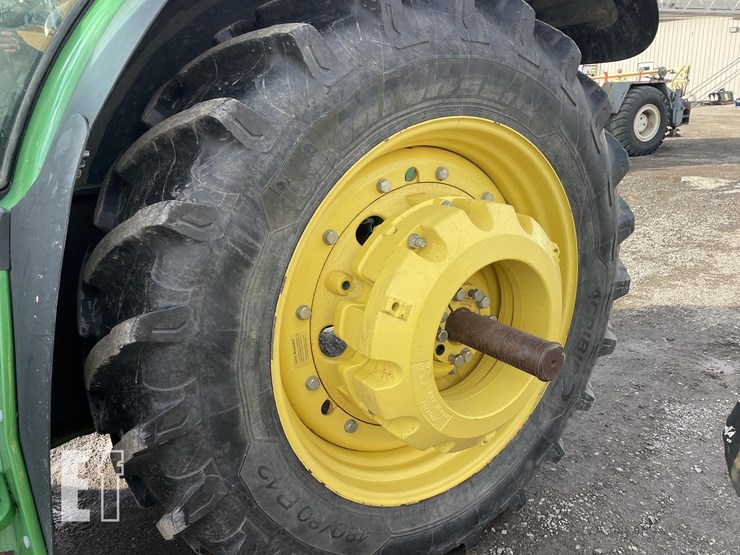 2013-john-deere-6150r-image-22