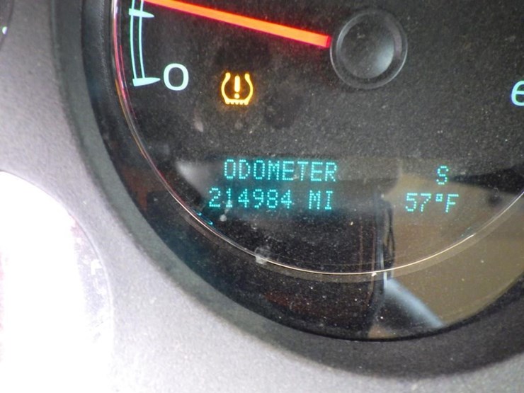 2014-chevrolet-tahoe-image-13