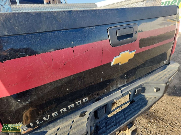 2013-chevrolet-silverado-2500hd-lt-image-42