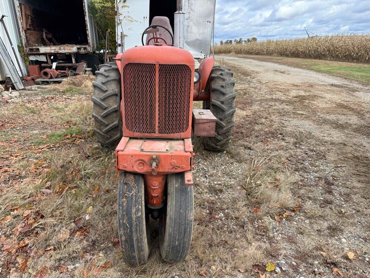 allis-chalmers-wd-45-tractor-image-3