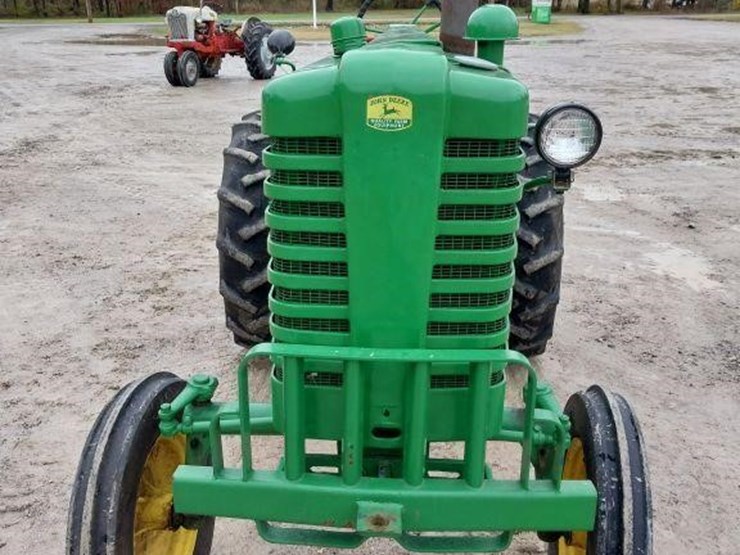 john-deere-m-image-2