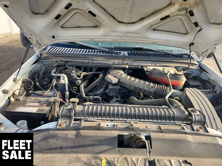 2006-ford-f550-image-33