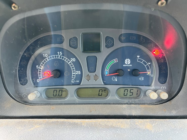 new-holland-ts115a-image-14