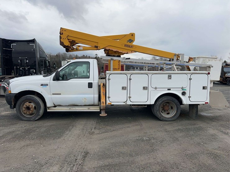 2003-ford-f550-image-8