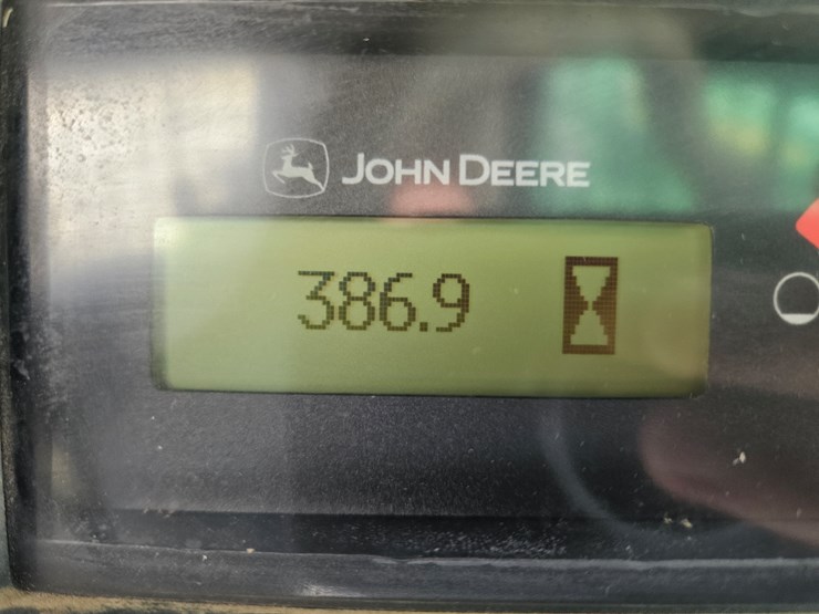 2010-deere-333d-image-12