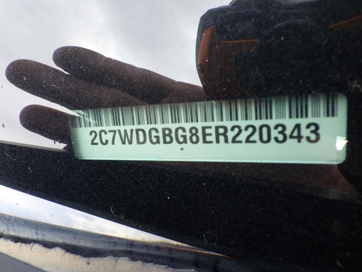 2014-dodge-grand-caravan-image-15