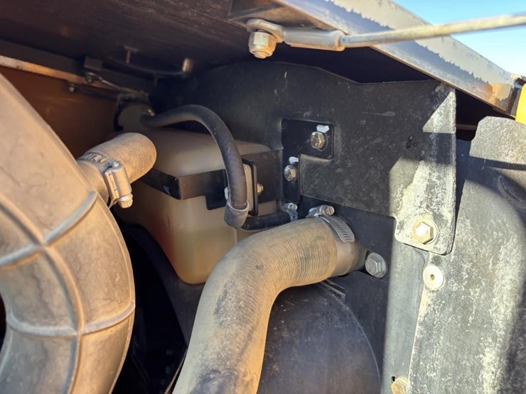 2017-case-586h-image-39