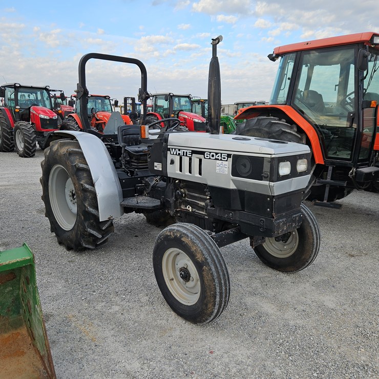#203585 • White 6045 Tractor