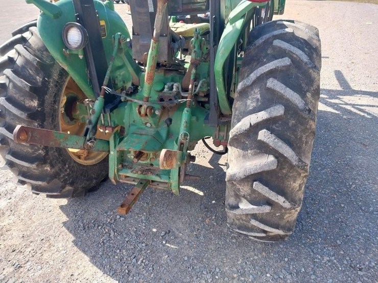 john-deere-2040-image-6