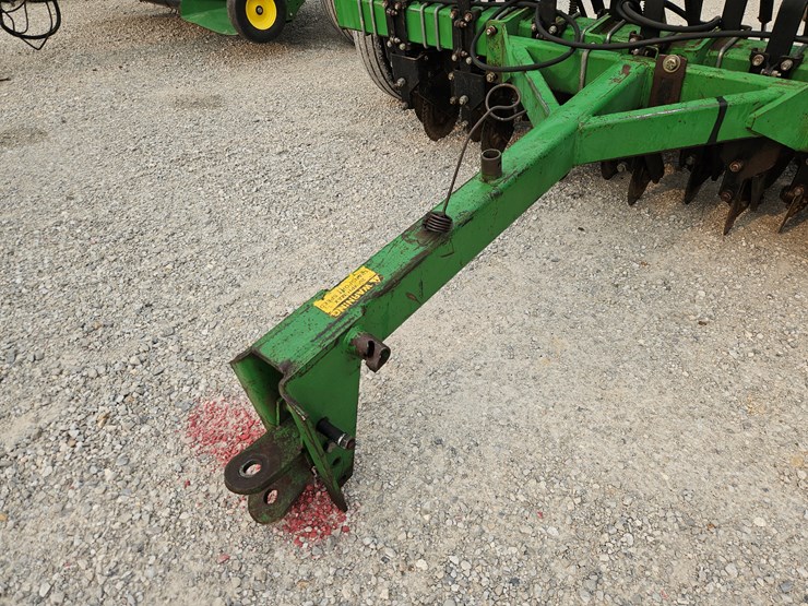 great-plains-solid-stand-10-image-2