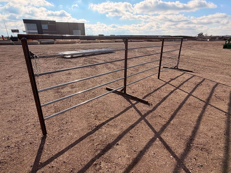 free-standing-panel-image-5