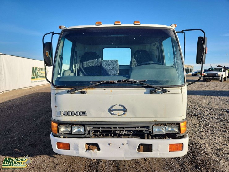 2004-hino-fb1817-image-7