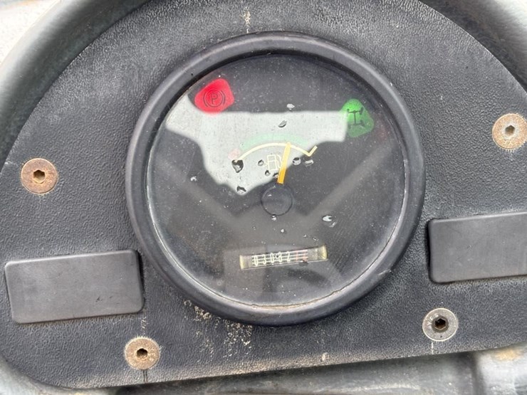 2013-jlg-g5-18a-image-26