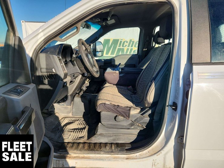 2017-ford-f350-image-15