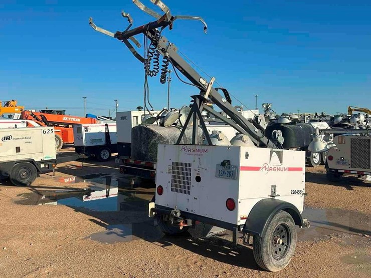 magnum-unknown-image-2