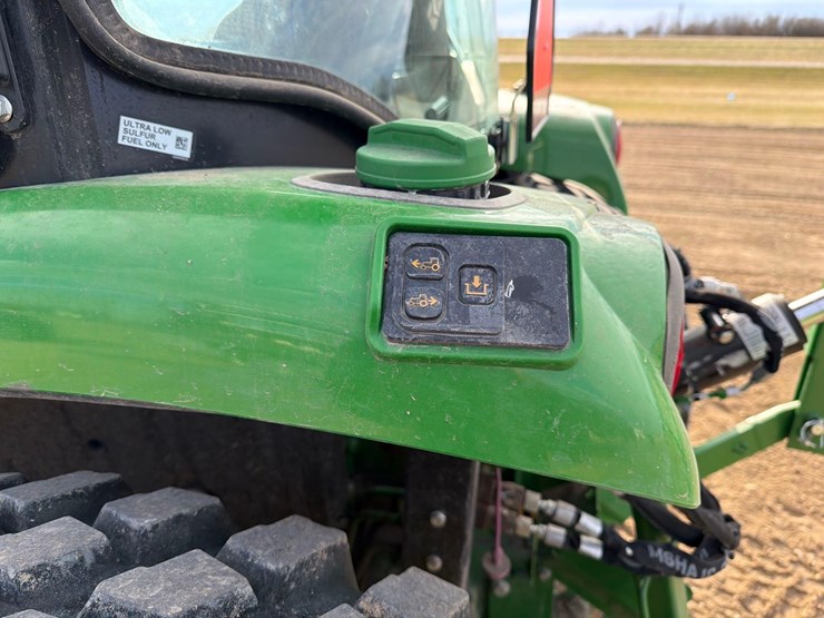 2021-john-deere-4066r-image-19