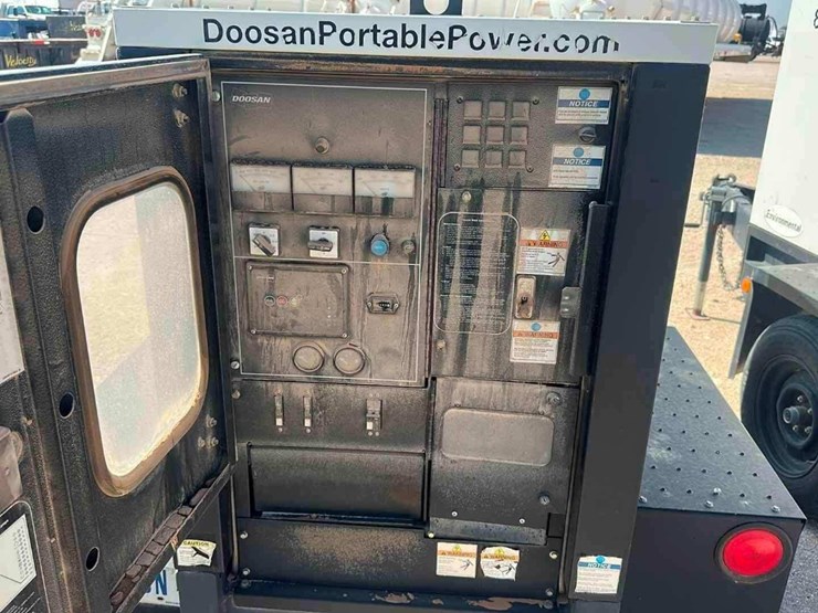 2012-doosan-g25-image-2