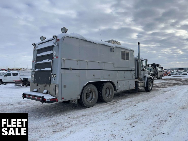 2003-international-9200i-image-6