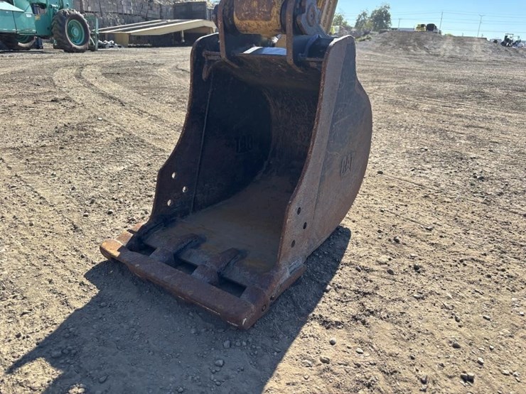 2022-caterpillar-303.5-image-11