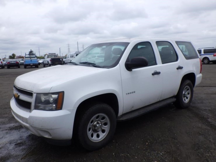 2014-chevrolet-tahoe-image-1
