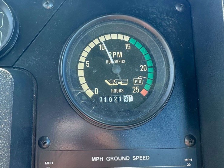 white-american-80-image-53