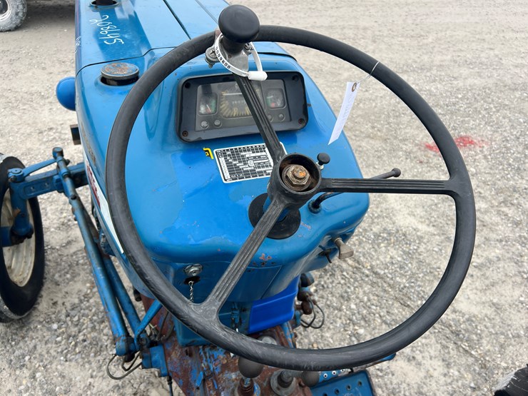 1975-ford-3600-image-11