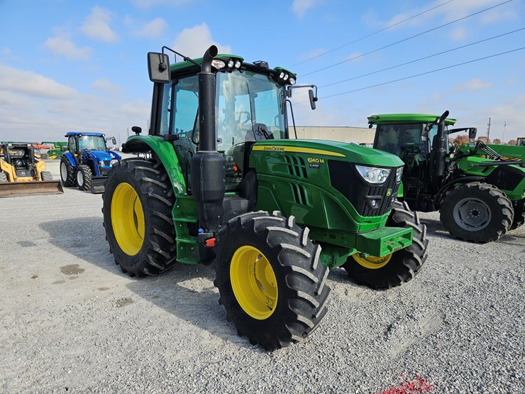 2024-john-deere-6140m-image-21